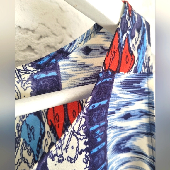 Custom Made Sleeveless Blouse - Picture 5 of 5